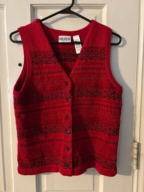 Russ Red Black Geometric Button Vest Sweater Knit Ramie Cotton Medium